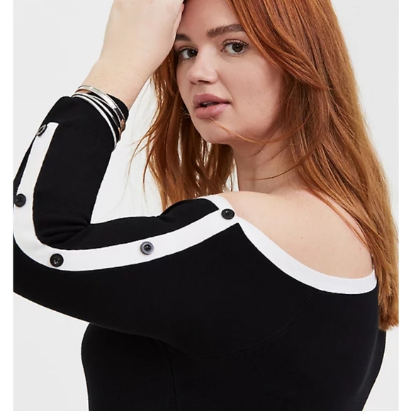 Torrid Black & White Off The Shoulder Sweater Dress - Picture 3 of 4